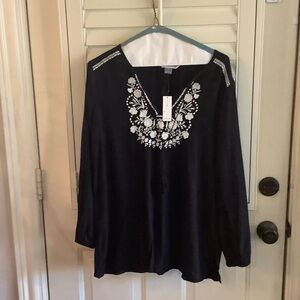 Old Navy Black Blouse with White Embroidery